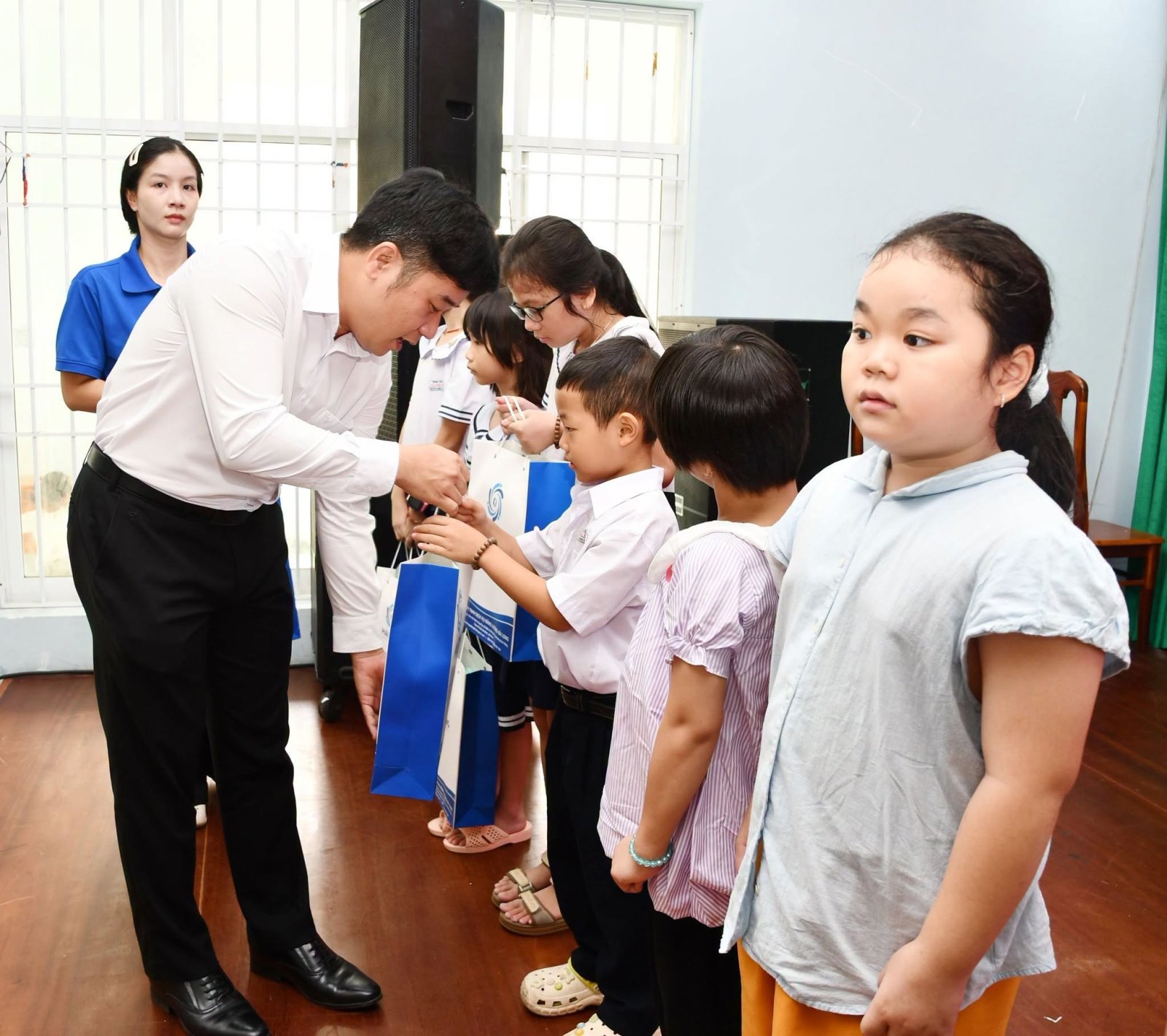 Vận động Nhân dân đóng góp Quỹ phòng, chống thiên tai và các quỹ an sinh xã hội