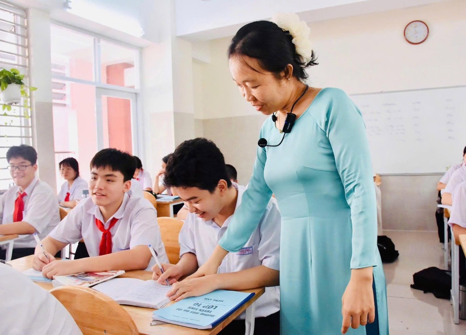 Thành phố Hồ Chí Minh tiến tới phổ cập THPT