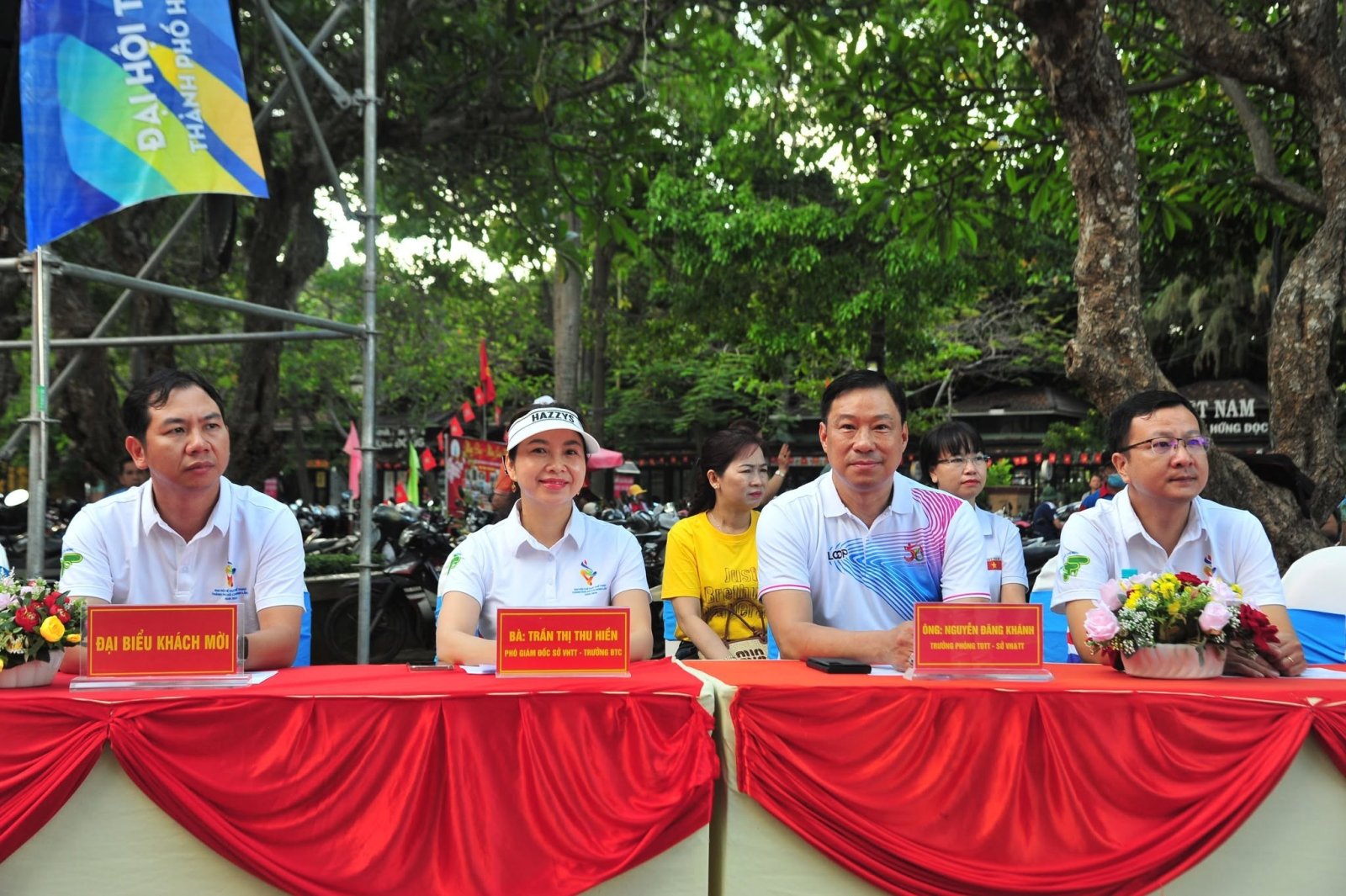 Hàng ngàn người tham gia chương trình hưởng ứng chào mừng đại hội thể dục thể thao thành phố hồ chí minh