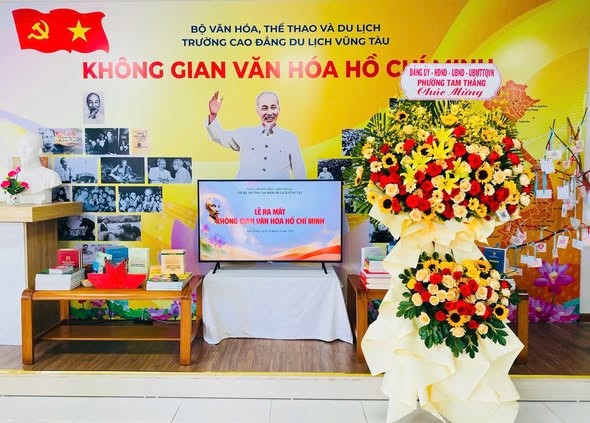 Lễ ra mắt không gian văn hóa Hồ Chí Minh tại Chi bộ Trường Cao đẳng du lịch Vũng Tàu
