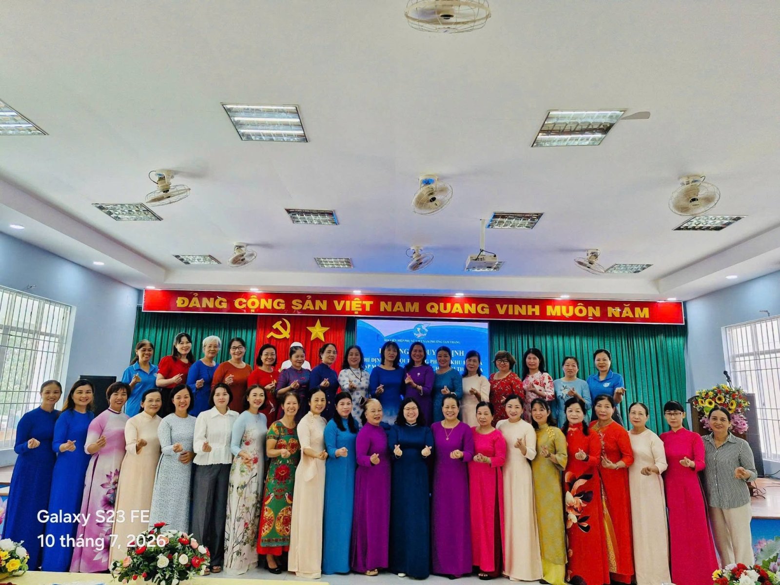 Công bố quyết định chỉ định các Chi hội trưởng phụ nữ khu phố và tri ân các Chi hội trưởng thôi công tác
