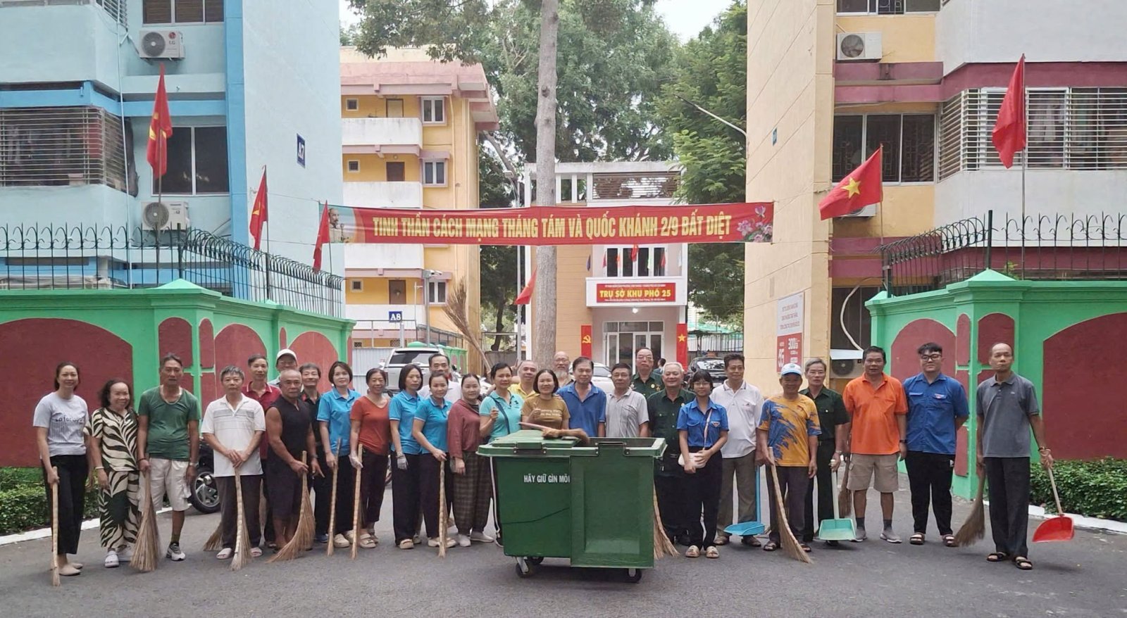 Giá dịch vụ thu gom, vận chuyển, xử lý chất thải rắn sinh hoạt trên địa bàn phường Tam Thắng từ ngày 1/9/2026