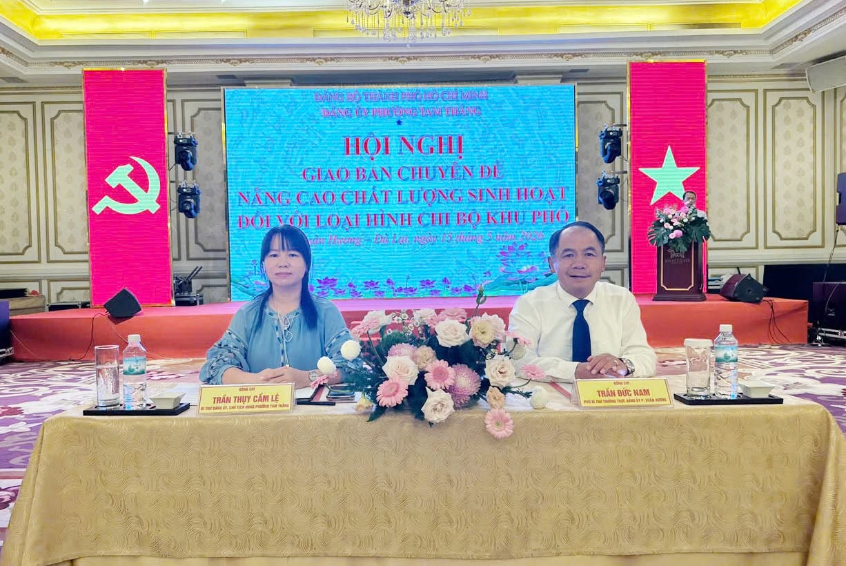 Giao ban chuyên đề nâng cao chất lượng sinh hoạt đối với loại hình chi bộ khu phố