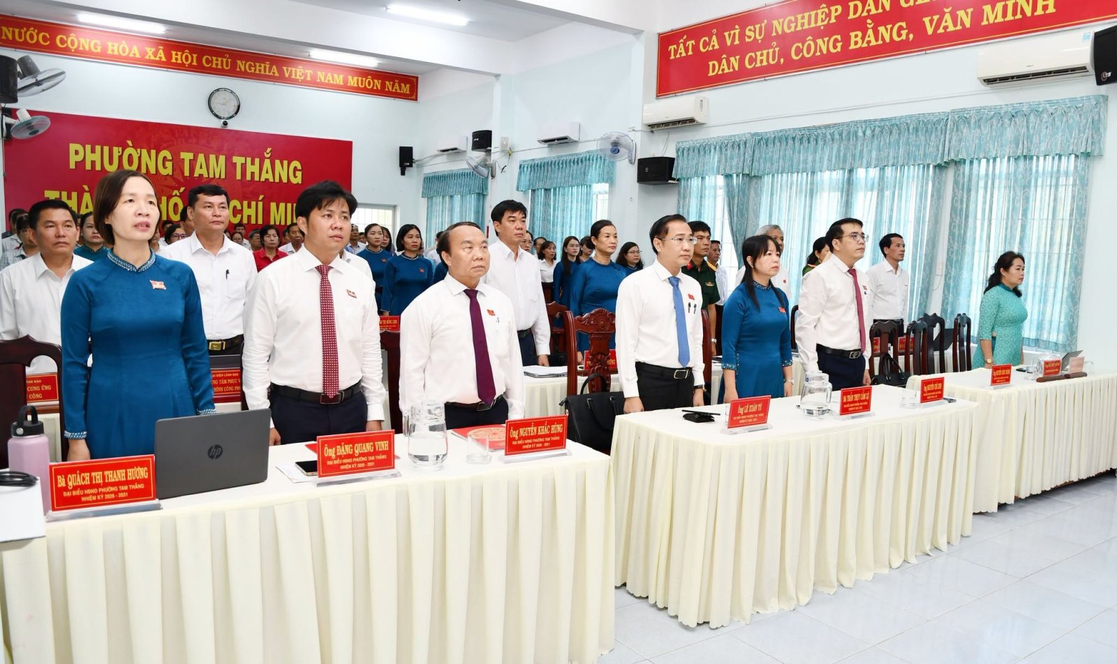 Thông qua nghị quyết HĐND Phường về việc thành lập, sắp xếp, tổ chức lại khu phố trên địa bàn Phường