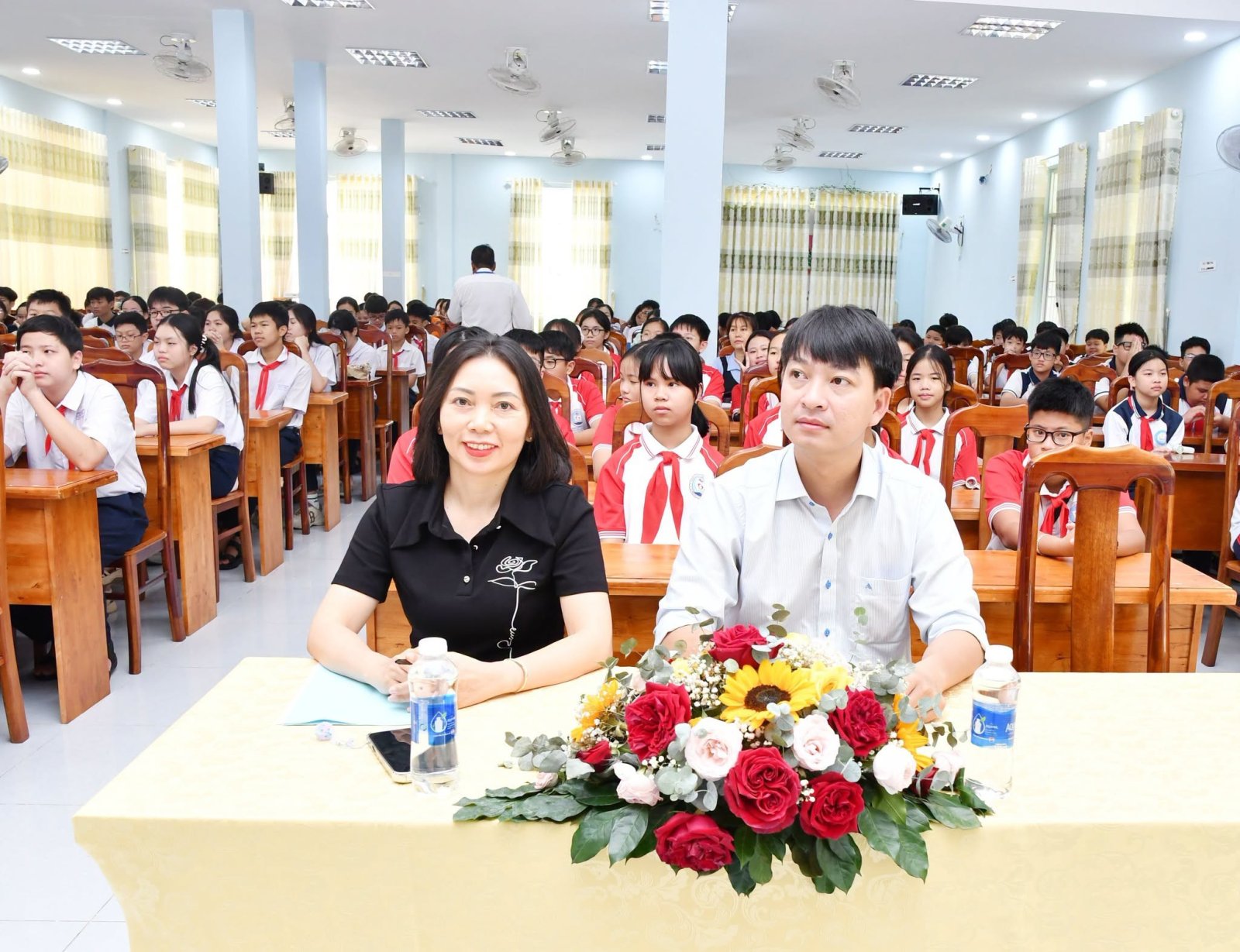 Tuyên truyền về an toàn giao thông và phòng, chống ma túy cho học sinh