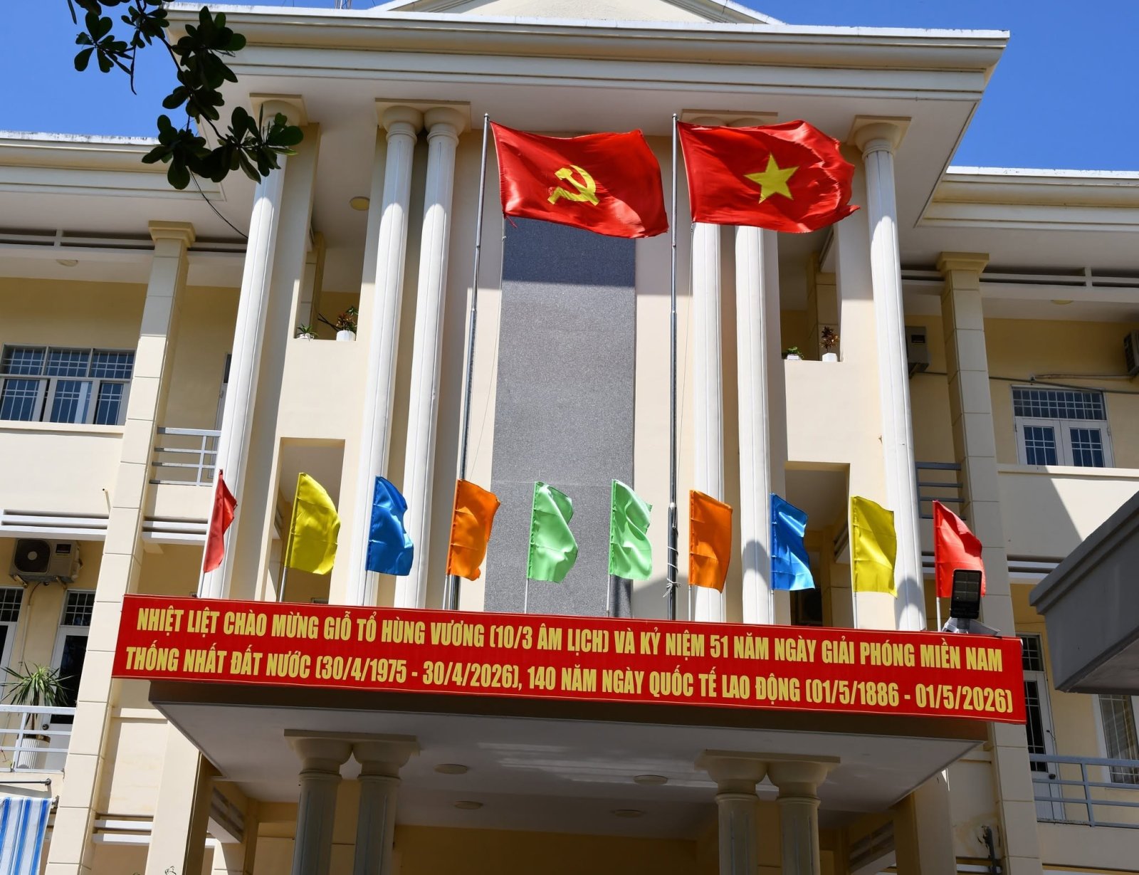 Phường Tam Thắng rực rỡ cờ hoa chào mừng lễ 30/4