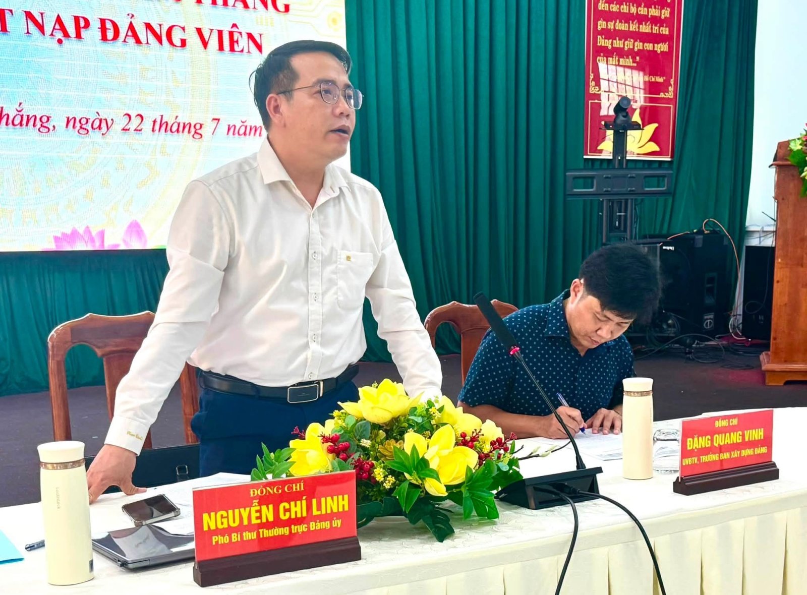 Chủ động tạo nguồn, nâng cao chất lượng công tác phát triển đảng viên