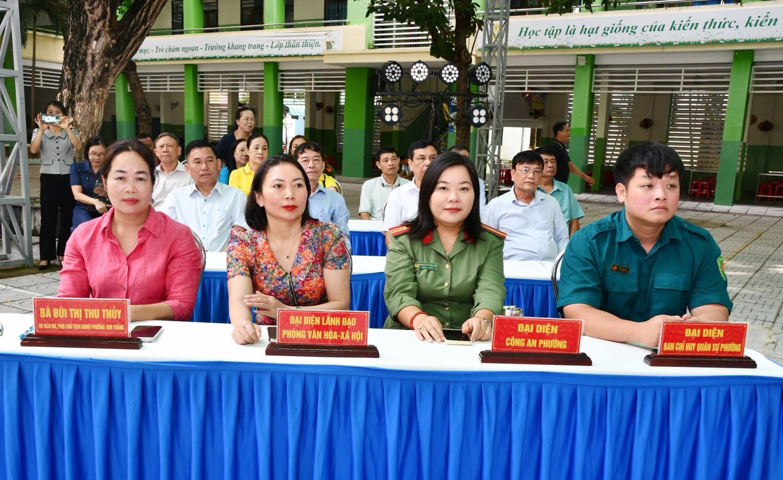 Vui hè trên Thành phố Bác
