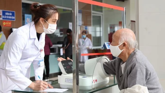 Đề xuất khám sức khỏe định kỳ cho người yếu thế