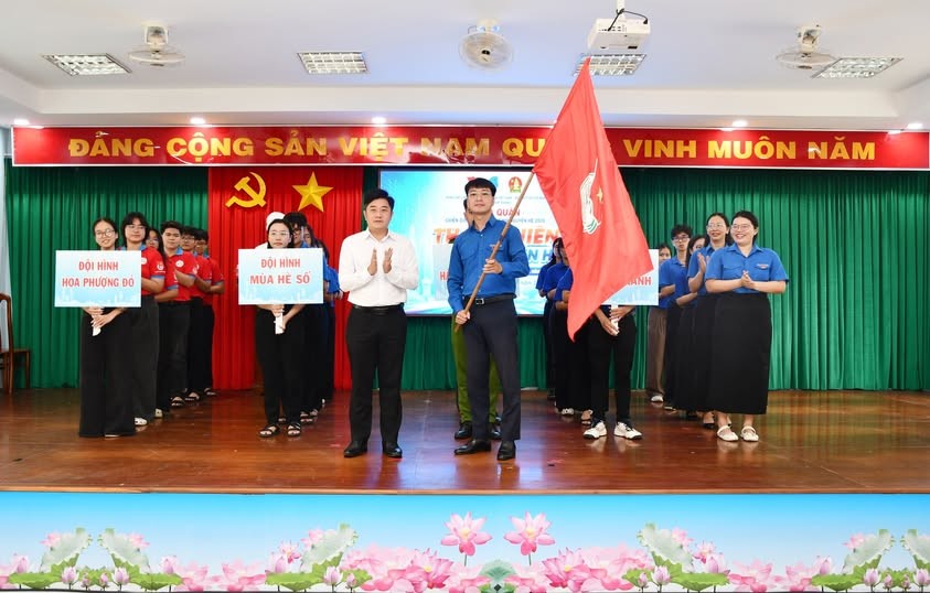 Thành lập 5 đội hình thanh niên tình nguyện hè